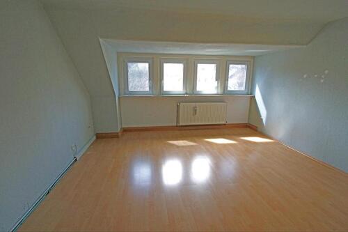 Foto - 3 Zimmer Dachgeschoßwohnung zur Miete in Essen