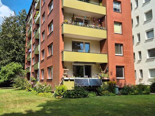 Foto - 3 Zimmer ETW, frei, im Grünen, Balkon, Aufzug, ohne Provision