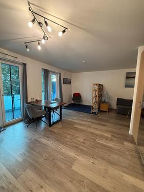 Foto - Stilvolle, voll möblierte, gepflegte 2-Zimmer Wohnung mit Balkon