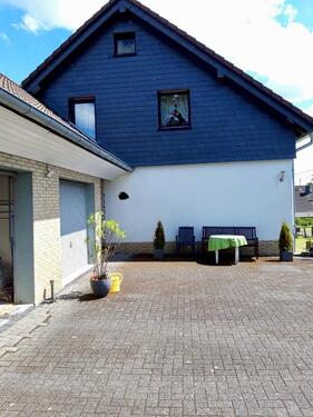 Foto - 2 Familienhaus in bester Lage - 274.999,00&nbsp;EUR Kaufpreis, ca.&nbsp; 200,00&nbsp;m&sup2;