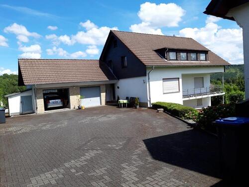 Foto - 11 Zimmer Mehrfamilienhaus, Wohnhaus in Freudenberg