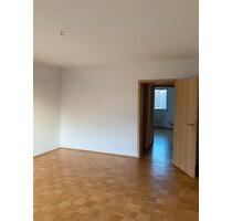 3-Raum Wohnung - 500,00&nbsp;EUR Kaltmiete, ca.&nbsp; 72,00&nbsp;m&sup2; in Essen (PLZ: 45357) Stadtbezirk IV