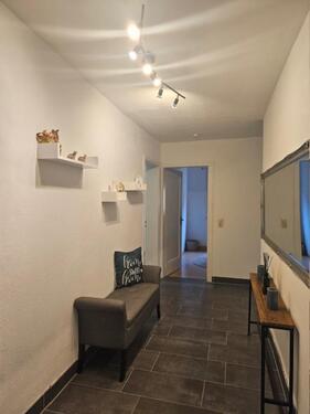 Foto - 3-Zimmer Wohnung - möbeliert- auch monatsweise