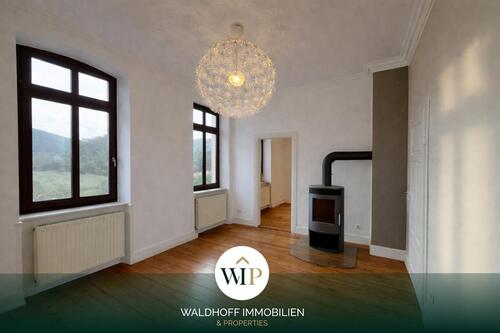 Foto - Stilvolle Etagenwohnung (1. OG) in ehemaligem Winzeranwesen in Neustadt-Haardt.