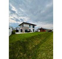 Privat: Modernes KfW40 + EFH 2023 Toplage KaltenbrunnItzgrund