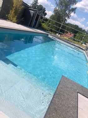 Foto - Schmuckstück - EFH mit Pool, großer Lagerhalle und Grundstück