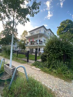 Foto - Hochwertige 4-Zimmer-Wohnung mit großem Balkon und Wasserblick!!!