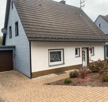 Freistehendes Einfamiliehaus mit Einliegerwohnung Siegen Trupbach