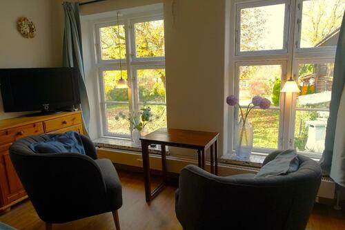 Foto - Hübsche möblierte 1-Zimmerwohnung – komplett renoviert