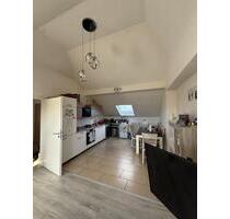 3-Zimmer DG in Gernsheim - 850,00&nbsp;EUR Kaltmiete, ca.&nbsp; 78,00&nbsp;m&sup2; in Gernsheim (PLZ: 64579)