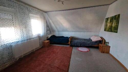 Foto - 4 Zimmer Dachgeschoßwohnung zur Miete in Markgröningen