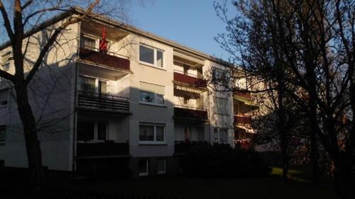 Foto - 1 Zimmer Wohnung, Küche, Bad mit Fenster, Südbalkon
