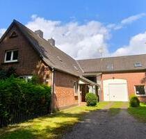 Resthof in Traumlage, Mehrgenerationshaus Rendite! Von Privat! - Schönwalde am Bungsberg