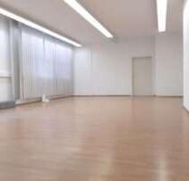 Ruhige & sehr helle Souterrain-Bürofläche (ca. 130 qm) an der innenstadtnahen Hanauer Landstraße - Frankfurt am Main Ostend