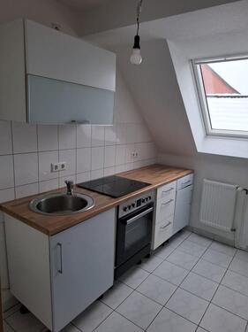 Foto - Schicke Dachgeschoßwohnung - 400,00&nbsp;EUR Kaltmiete, ca.&nbsp; 70,00&nbsp;m&sup2;