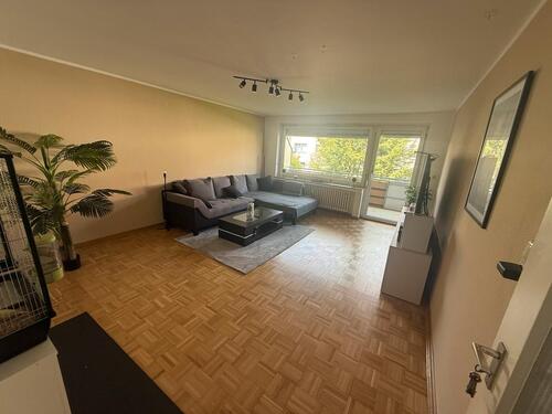 Foto - Schöne 2-Zimmer-Wohnung mit großem Balkon-Berenbostel-Zentrum