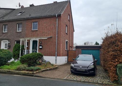 Foto - Modernisiertes Reihenendhaus mit großem Garten in zentraler Lage