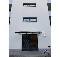 Kleine Penthousewohnung - 1.050,00&nbsp;EUR Kaltmiete, ca.&nbsp; 64,00&nbsp;m&sup2; in Erlangen (PLZ: 91058) Bruck