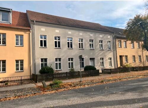 Foto - 612 € kalt, 3ZKB Wohnung in Innenstadt von Rheinsberg, Garage