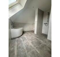 Charmante Maisonette Wohnung mit neuem Bad zu vermieten - Geithain