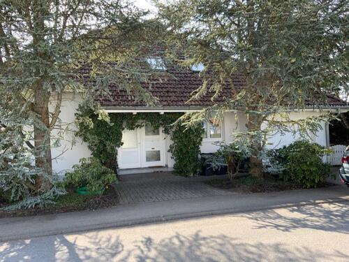 Foto - Einfamilienhaus Löffingen - 580.000,00&nbsp;EUR Kaufpreis, ca.&nbsp; 208,00&nbsp;m&sup2;
