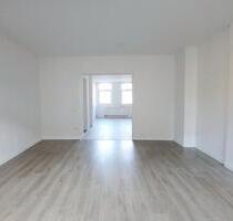 Großzügige 5-Zimmer- Wohnung mit Stellplatz - Aschersleben