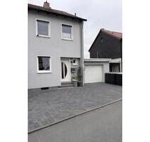 Doppelhaushälfte mit Garten & Kamin in Bönen 59199