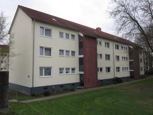 Foto - Komplett renovierte EG-Wohnung mit Balkon!!