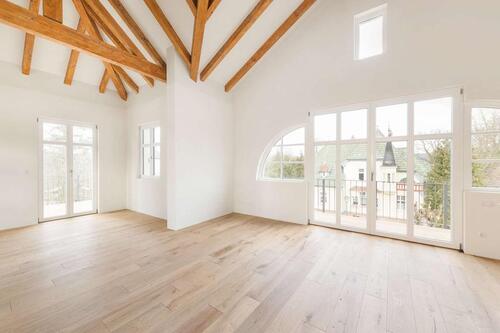 Foto - Top-sanierte Maisonette-Dreizimmerwohnung mit Einbauküche, zwei Balkonen u.v.m. seenah in Buckow