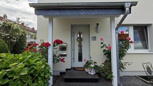 Foto - Top-gepfl. modernes ( 2016 ) Reihenendhaus. Provisionsfrei !
