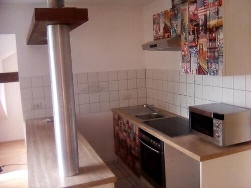 Foto - Renovierte Dachgeschosswohnung - 800,00&nbsp;EUR Kaltmiete, ca.&nbsp; 80,00&nbsp;m&sup2;