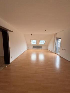 Foto - Mietwohnung 4 ZK - 950,00&nbsp;EUR Kaltmiete, ca.&nbsp; 110,00&nbsp;m&sup2;