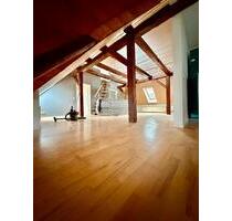 Schöne 3 Zimmer Wohnung - DG - 600,00&nbsp;EUR Kaltmiete, ca.&nbsp; 95,00&nbsp;m&sup2; in Clausthal-Zellerfeld (PLZ: 38678)