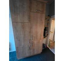 2 Zimmer (samt Bad, Küche, Balkon) zur Untermiete - Berlin Charlottenburg-Wilmersdorf