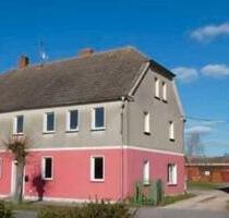 Landleben bei WB: Schöne 3,5-R-Wohnung auf 4-Seitenhof - Kemberg