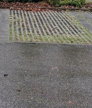 Foto - Parkplatz Nähe Flughafen Stuttgart✈️