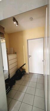 Foto - 1-Raumwohnung mit DieleBad im EG mit kl. Terrasse und Stellplatz