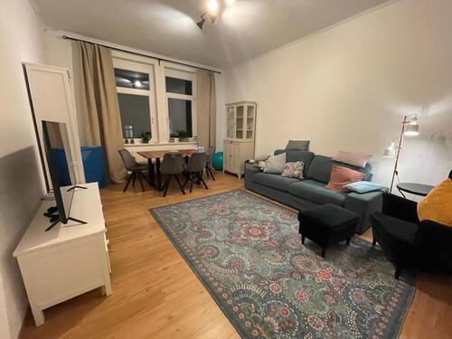 Foto - Anfragestopp! Sehr hübsche 4-Zimmer-Wohnung am Lister Platz