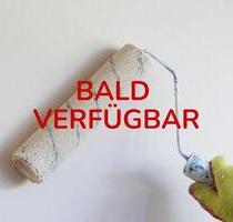 BALD VERFÜGBAR | 2 Zimmer | Tageslichtbad mit Badewanne | Balkon | Abstellraum - Norden