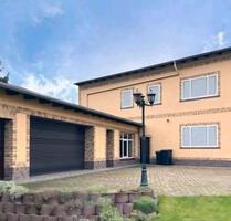 Lagerhalle, Werkstatt. 600 m² Lager Garage - Muldestausee