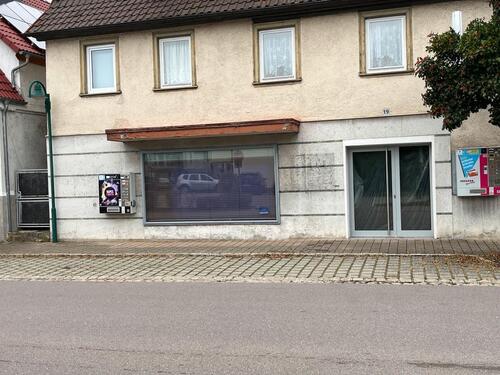 Foto - Lagerfläche Laden Gewerbefläche Büro