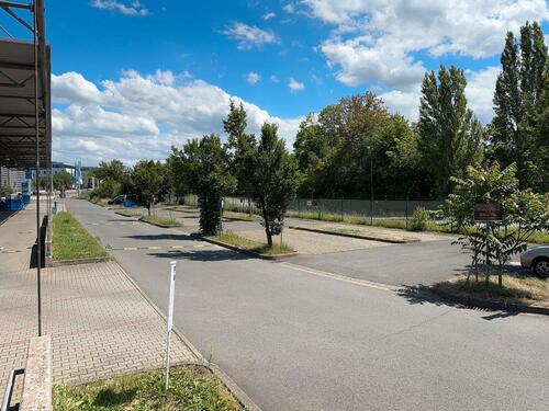 Foto - StellplatzParkplatz für Pkw & Transporter zu vermieten