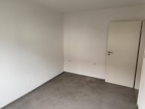 Foto - 2-12 Wohnung in Langenau - 950,00 EUR Kaltmiete,