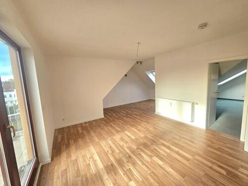 Foto - Hübsche 24 Raum Wohnung Balkon Einbauküche