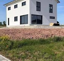 Modernes Einfamilienhaus in Sambach – Neubau mit PV-Anlage, KfW-5 - Pommersfelden