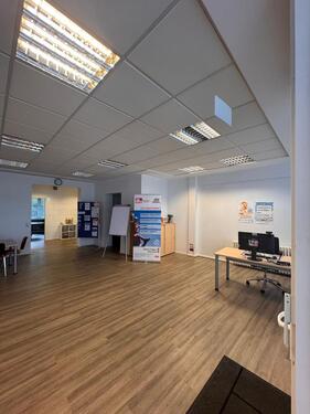 Foto - GEWERBEFLÄCHE - mitten in Osnabrück! Ideal für Bäckerei, Büro und vieles mehr.