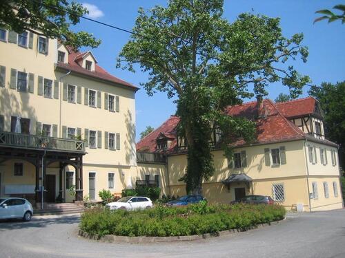 Foto - Wohnen im Schloss-mit Park und herrlichem Komfort