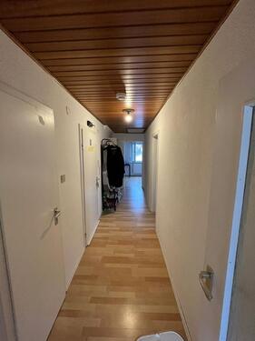 Foto - 2 Zimmerwohnung + gr. Küche + Bad + Kellerraum in 64546 Mörfelden