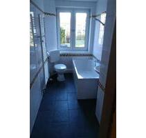 3 Raum Wohnung o. Balkon - 350,00&nbsp;EUR Kaltmiete, ca.&nbsp; 58,00&nbsp;m&sup2; in Weißenfels (PLZ: 06667)