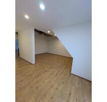 Neubau 4-Zimmer Whg., Balkon, Lüftungsanlage, Wärmepumpe - Preußisch Oldendorf